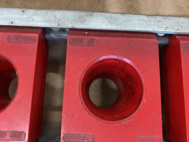 893960-2 Storage rack for 40-tapper