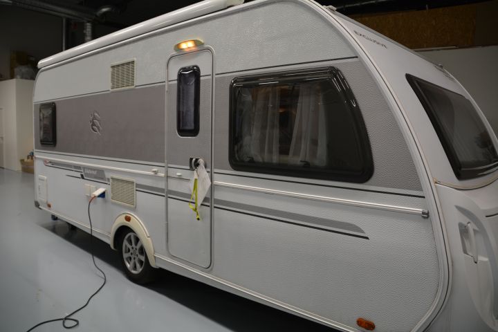 901738-2 Knaus W08 SW-Exclusive 550 UF, 2012