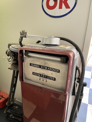 900798-2 Ljungman's petrol pump