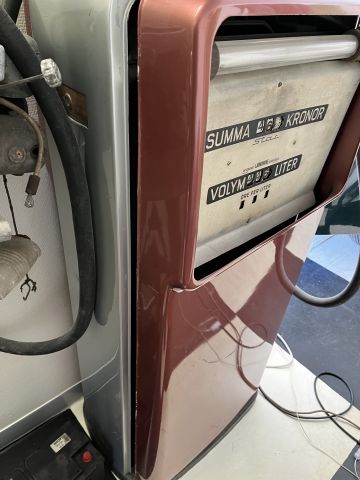 900798-7 Ljungman's petrol pump