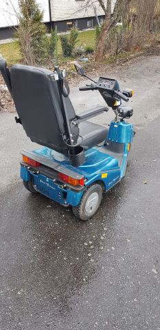 900342-2 Promenadscooter Mini Crosser 130 S