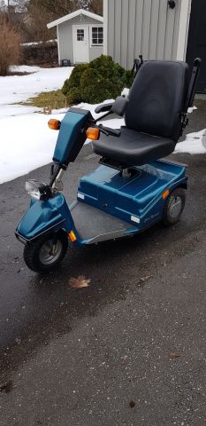 900342-1 Promenadscooter Mini Crosser 130 S