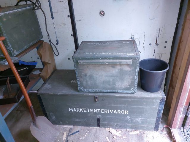 881524-3 Armrests 2 pcs