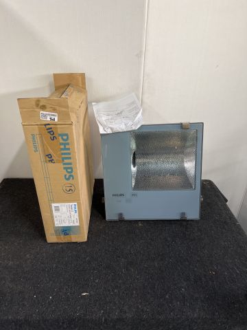 896688-1 New Industrial lamp Philips Tempo 3 Rvp351 SON-TPP 400W