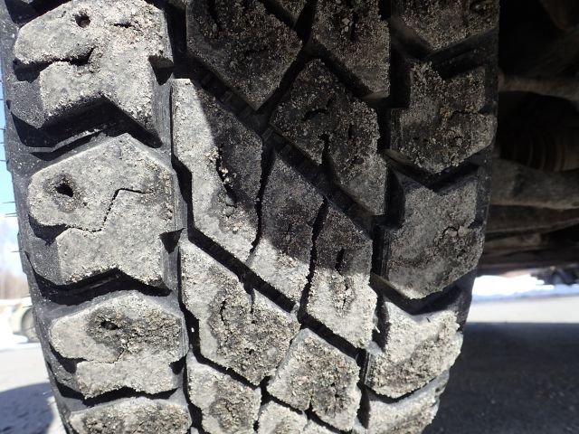 861665-14 Nissan King Cab Navara 2.5 dCi - 2012