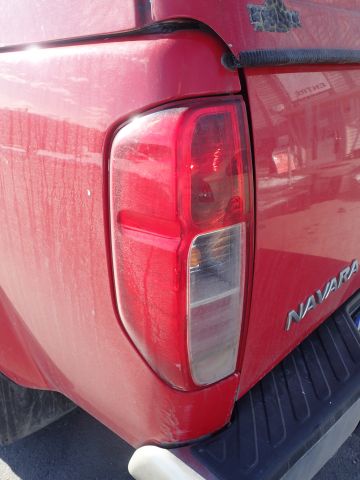 861665-17 Nissan King Cab Navara 2.5 dCi - 2012