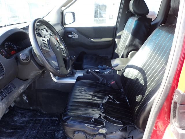 861665-62 Nissan King Cab Navara 2.5 dCi - 2012