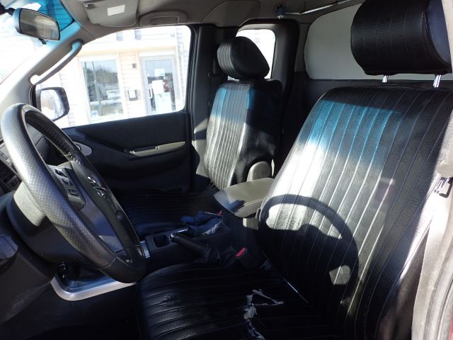 861665-63 Nissan King Cab Navara 2.5 dCi - 2012