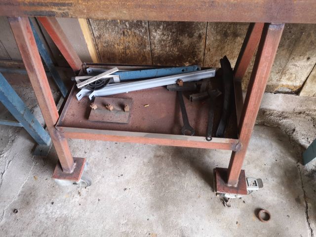 881453-4 Sheet metal working machine / scissors