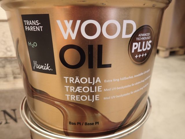 861674-3 Wood oil Brownish 12 liters