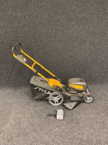 901854-8 Lawn mower battery-powered STIGA Combi 748 SQ AE