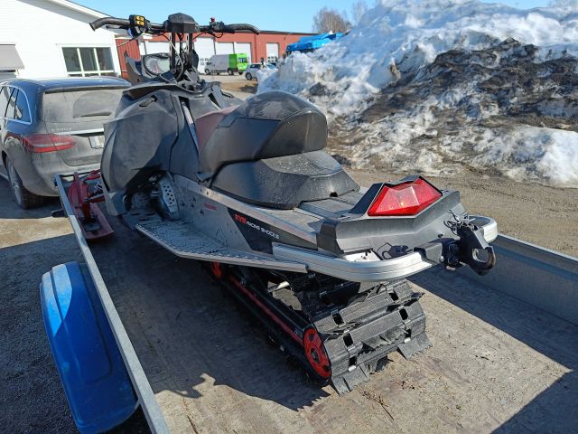 754384-5 Racing scooter project Lynx Rave Re 800 Pt - 2009 JNN514