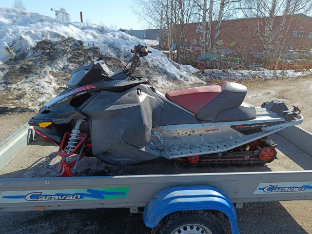 754384-6 Racing scooter project Lynx Rave Re 800 Pt - 2009 JNN514