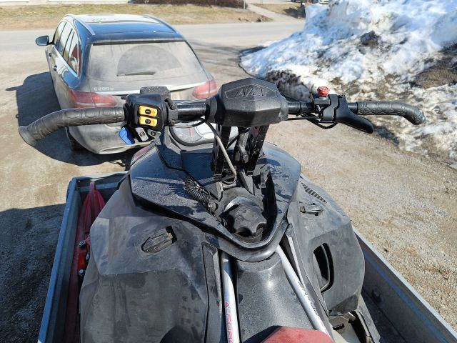 754384-46 Racing scooter project Lynx Rave Re 800 Pt - 2009 JNN514