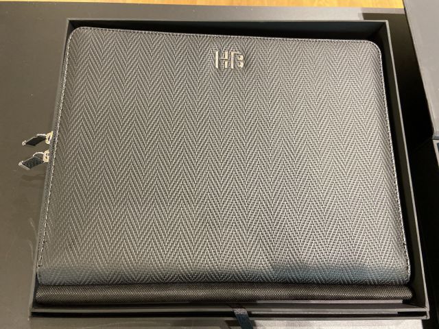 885996-2 Leaflets Hugo Boss keychains