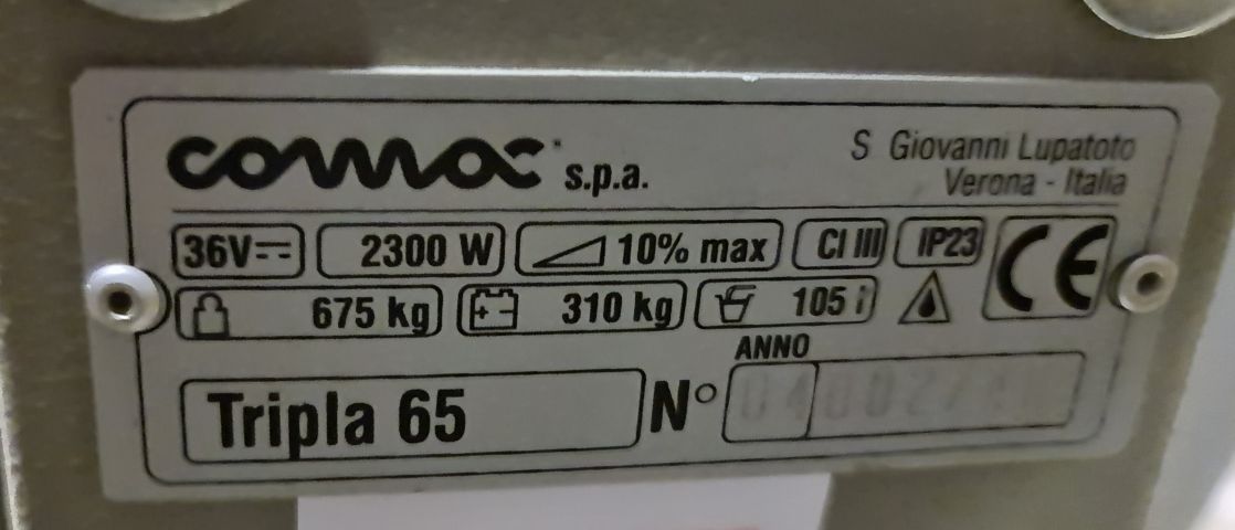 845865-7 COMAC Tripla 65B