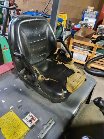845868-5 Counterbalance Forklift Nichiyu FBT13P-60BC-400