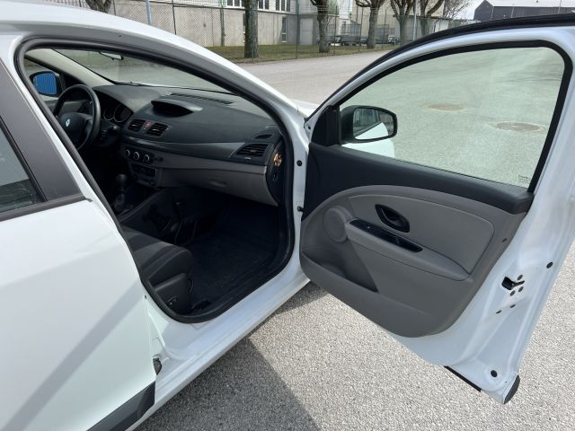 895190-23 Renault Megane Grandtour 1.6 E85 - 2011