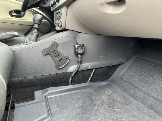 895190-27 Renault Megane Grandtour 1.6 E85 - 2011