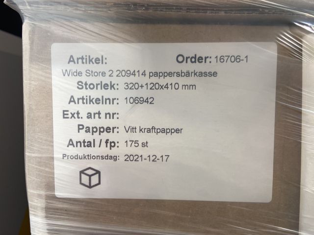 886024-4 Pappersbärkassar ca 8800 stycken