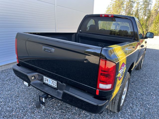 902718-9 Dodge Ram 5.7 Hemi 4x4 Rumble Bee limeted edition - 2004