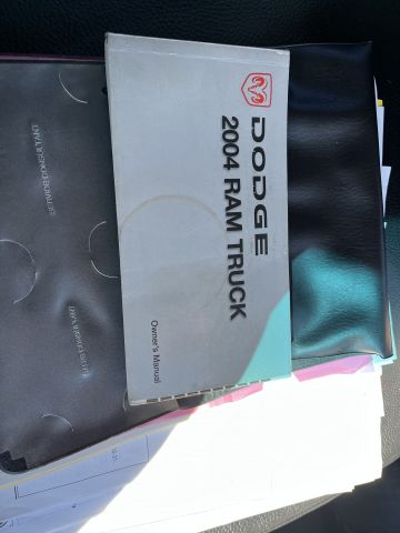 902718-47 Dodge Ram 5.7 Hemi 4x4 Rumble Bee limeted edition - 2004