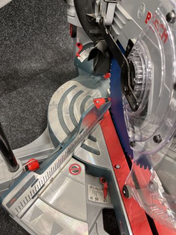 902845-6 Cut and saw Bosch GCM 18V-305 GDC