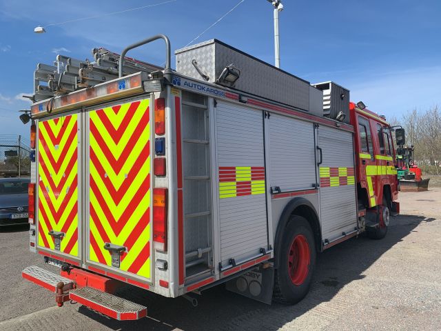 892577-6 Brandbil Volvo FL10 4*2 - 1998