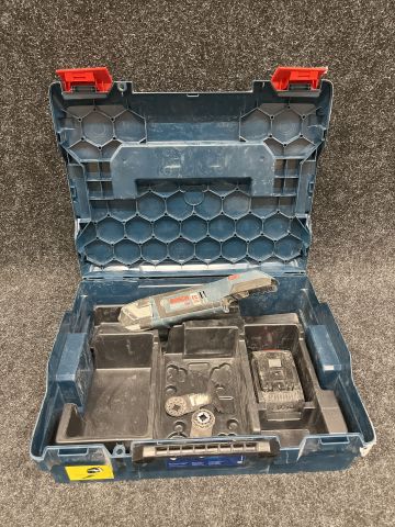 902918-1 Multimachine Bosch GOP 18V-28