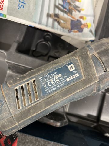 902929-4 Multimachine Bosch GOP 18V-28