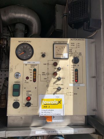 892577-17 Brandbil Volvo FL10 4*2 - 1998