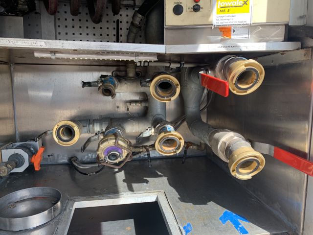 892577-19 Brandbil Volvo FL10 4*2 - 1998