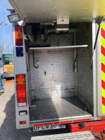892577-24 Brandbil Volvo FL10 4*2 - 1998