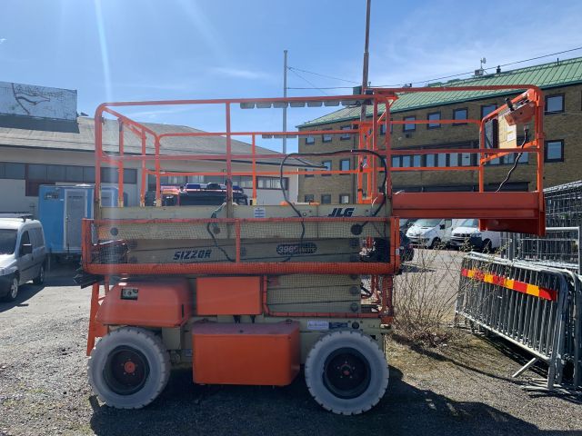 892579-3 Electric Scissor Lift JLG Sizzor 3969-E (619 H) -2000