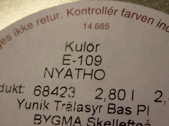 861691-8 Trälasyr Brun 12 liter