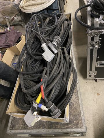 833974-16 Allen heath gl 4000 mixer table 32channels