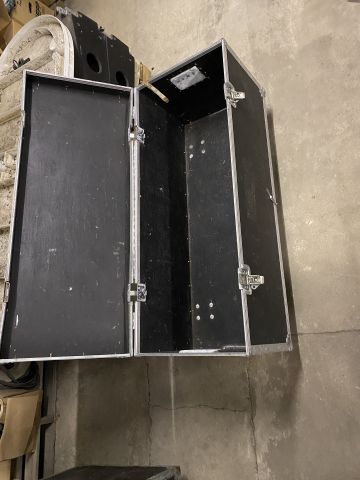 833974-19 Allen heath gl 4000 mixer table 32channels