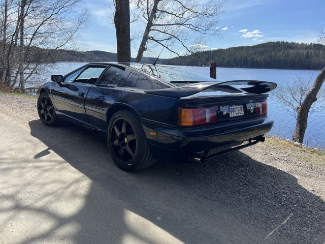 895191-3 Lotus Esprit Turbo USA model - 1989