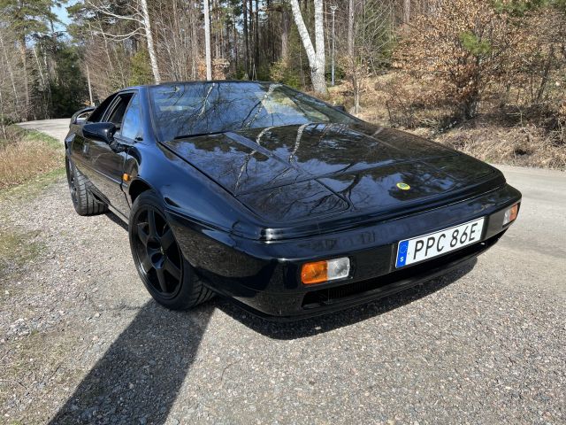 895191-7 Lotus Esprit Turbo USA model - 1989