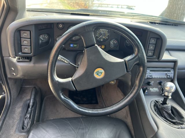 895191-16 Lotus Esprit Turbo USA model - 1989
