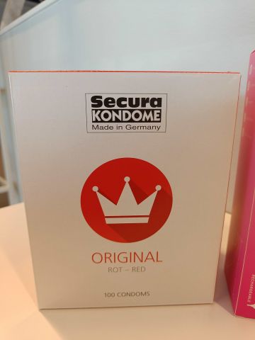 888569-15 Intimprodukter för kvinnor