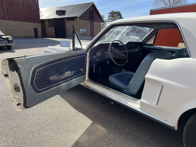 895193-17 Ford Mustang Hardtop 4.7 V8 - 1968