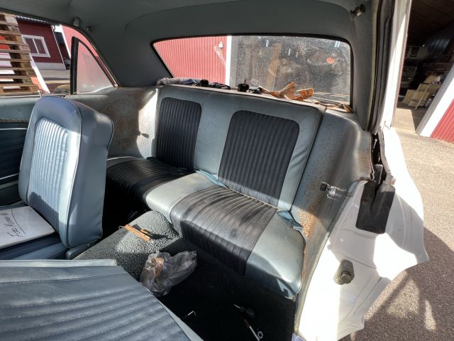 895193-24 Ford Mustang Hardtop 4.7 V8 - 1968