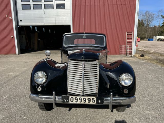 895194-9 Armstrong Siddeley Whitley Six-Light Saloon - 1951