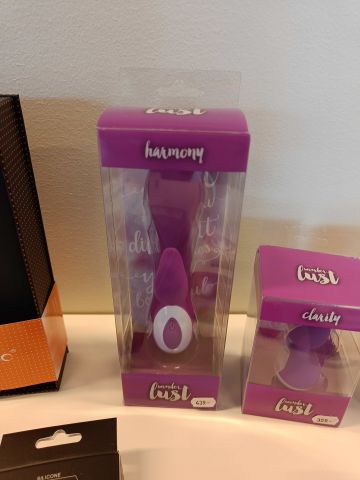 888575-21 Intimate products for women