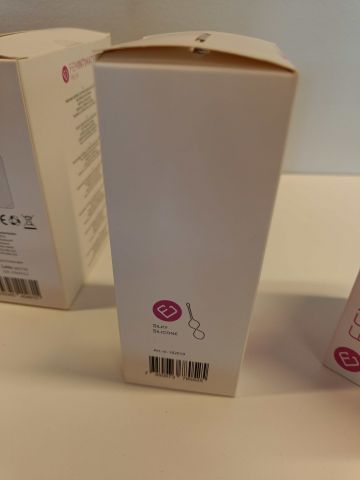 888575-28 Intimate products for women