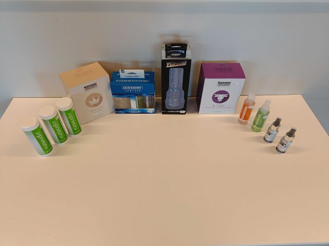 888587-2 Intimate products for Men