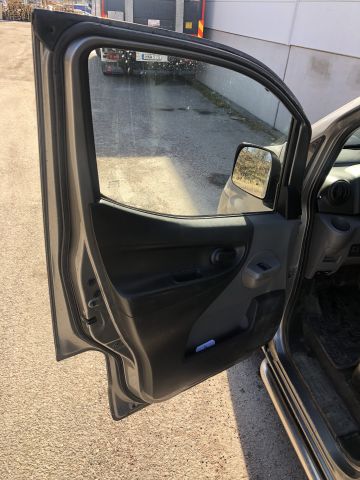 903047-14 Nissan NV200 1.5 dCi - 2010