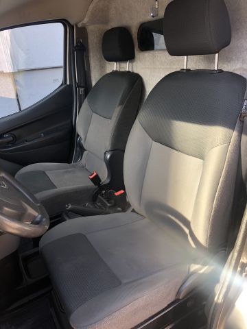 903047-16 Nissan NV200 1.5 dCi - 2010