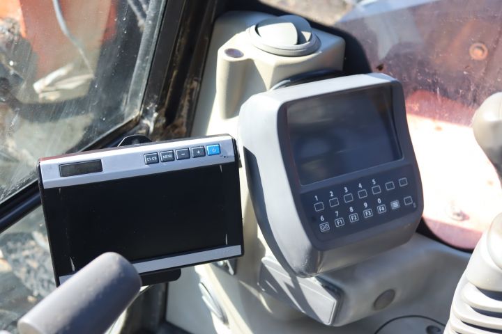 Track excavator Hitachi ZX 85 USBLCN-3 -2011 incl. accessories